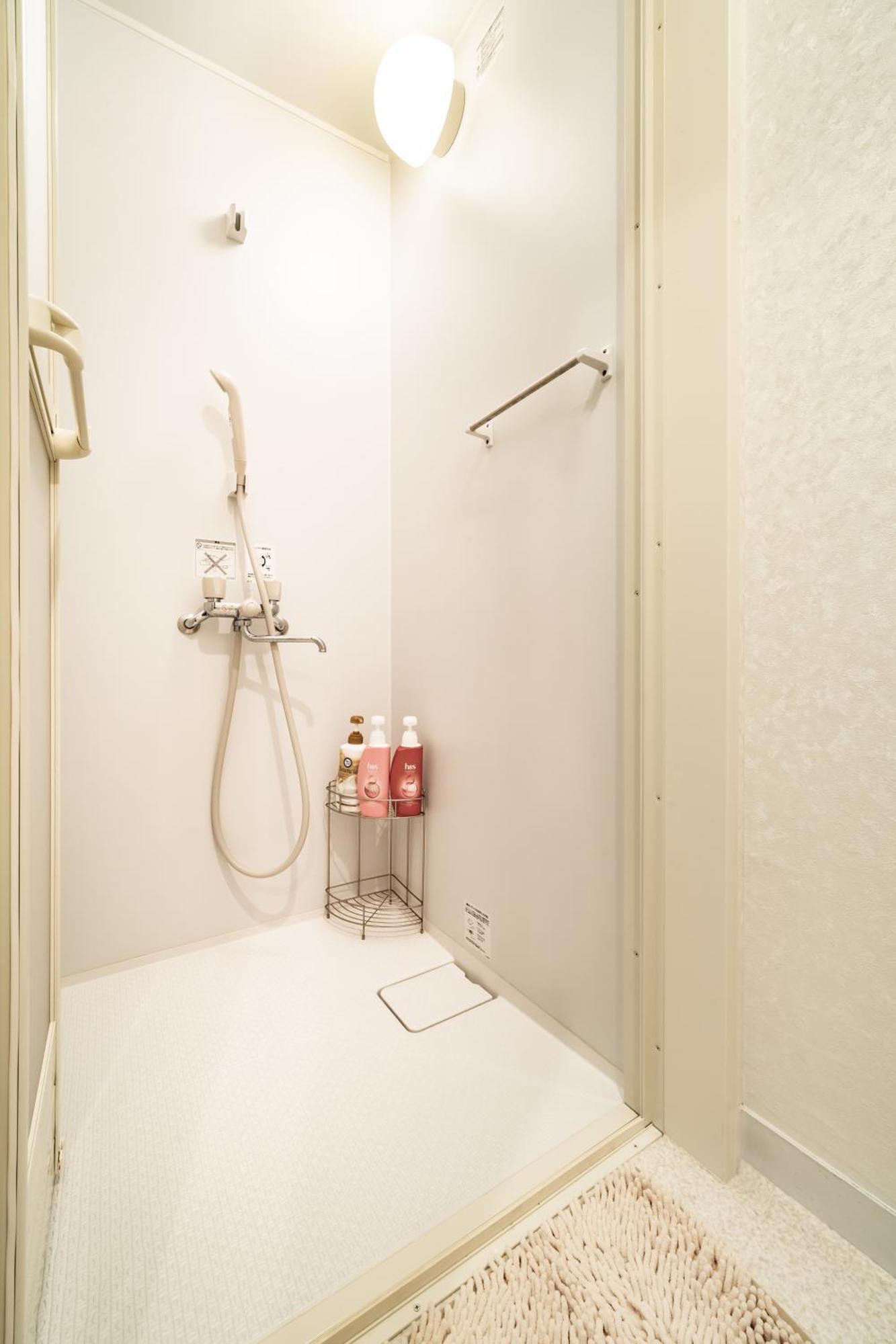 15, Yahiro 4a, 2nd Floor Of An Apartment Tokyo
